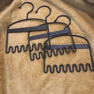 Necklace and earrings holder